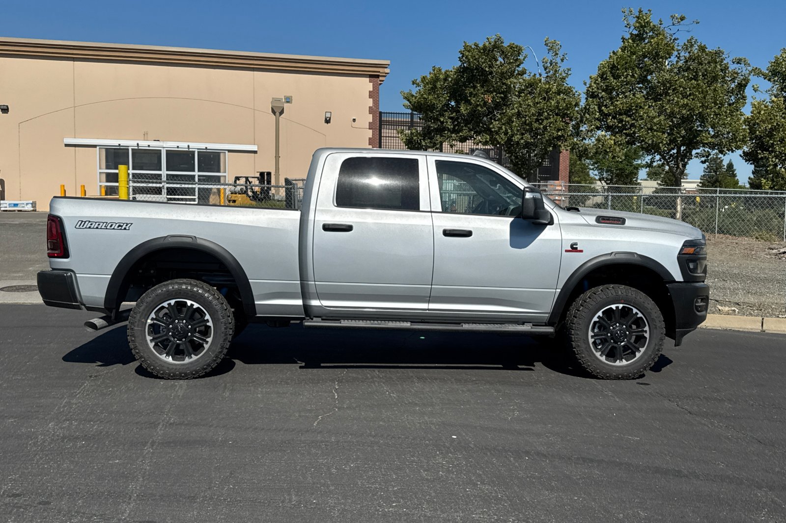 New 2026 RAM 2500 Warlock AWD/4WD image 2