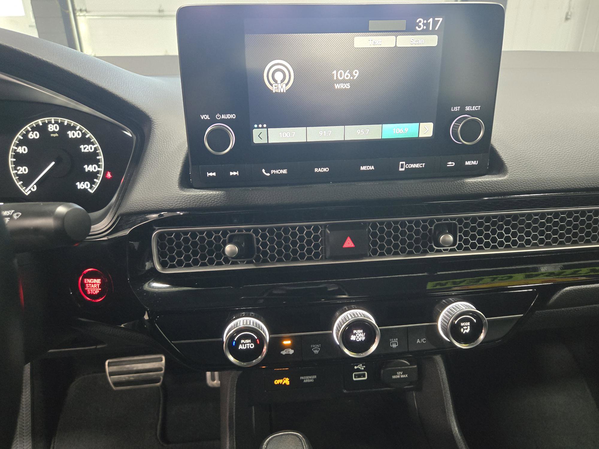 Used 2022 Honda Civic Sport image 13