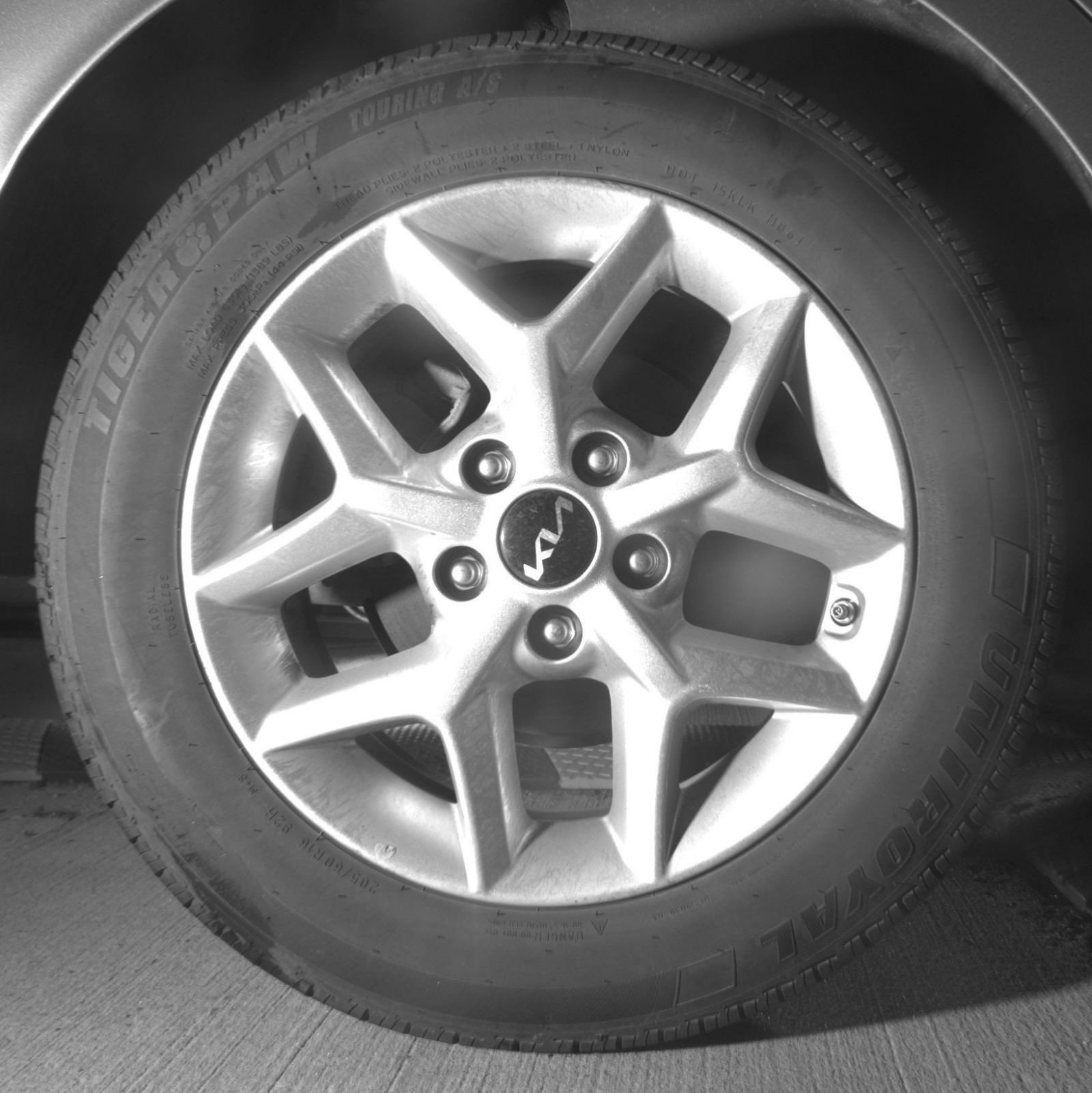 Used 2025 Kia Soul LX w/ LX Technology Package FWD image 18