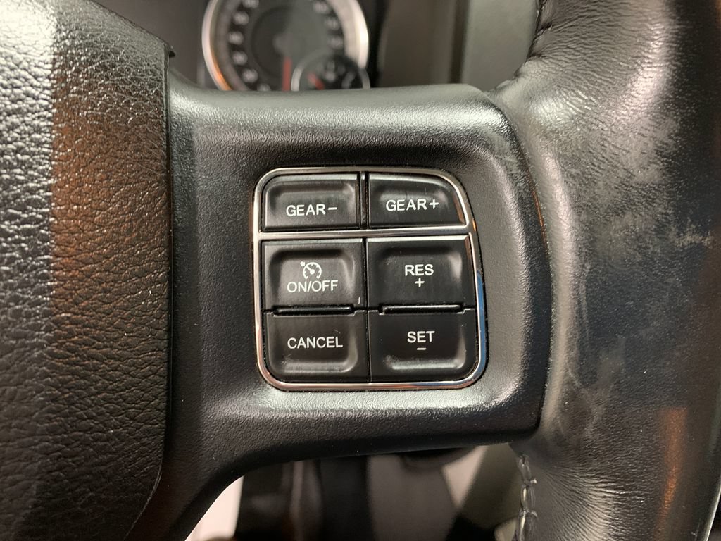 Used 2019 RAM 1500 Classic SLT w/ SLT Plus D←cor Group AWD/4WD image 23