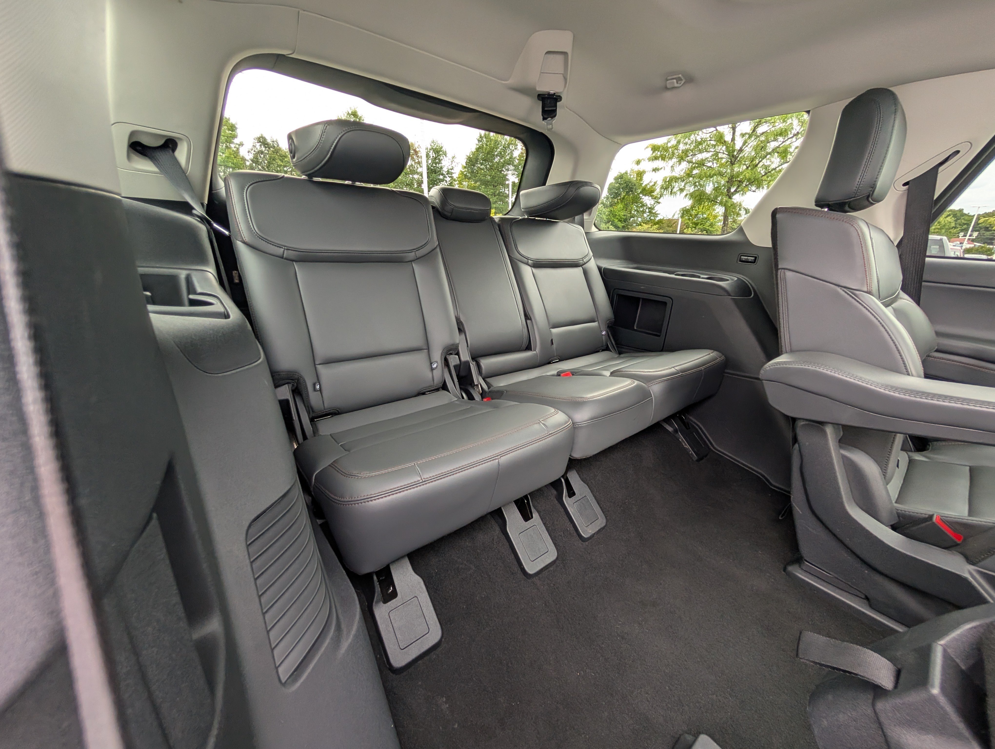 Certified 2025 Ford Expedition Active AWD/4WD image 14