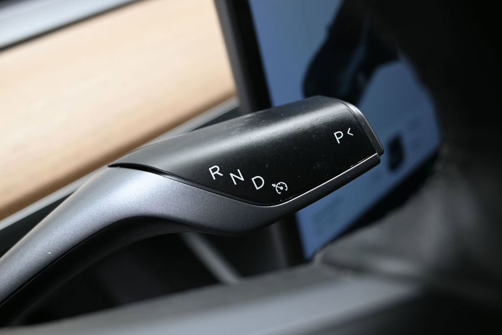 Used 2018 Tesla Model 3 Long Range image 21