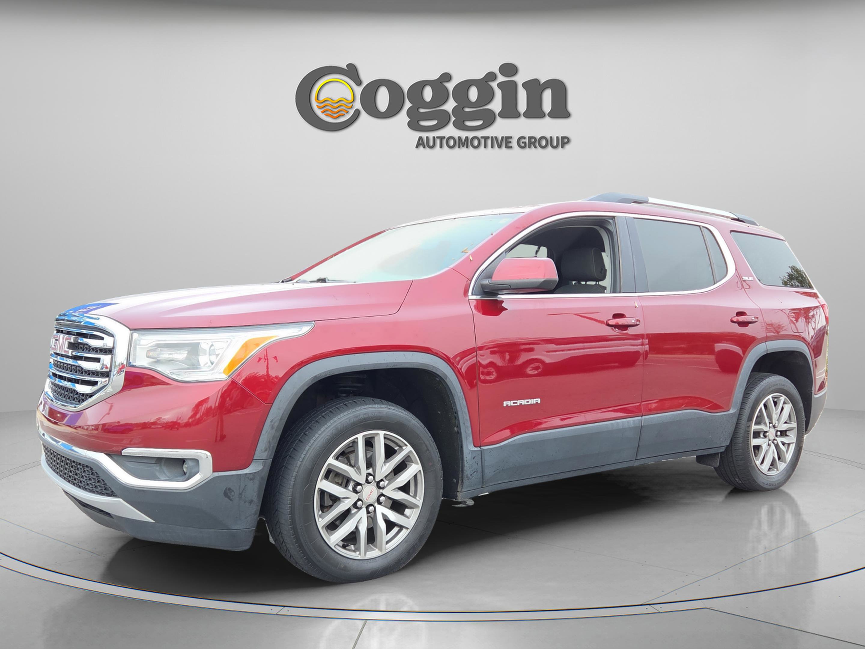 Used 2018 GMC Acadia SLE image 1