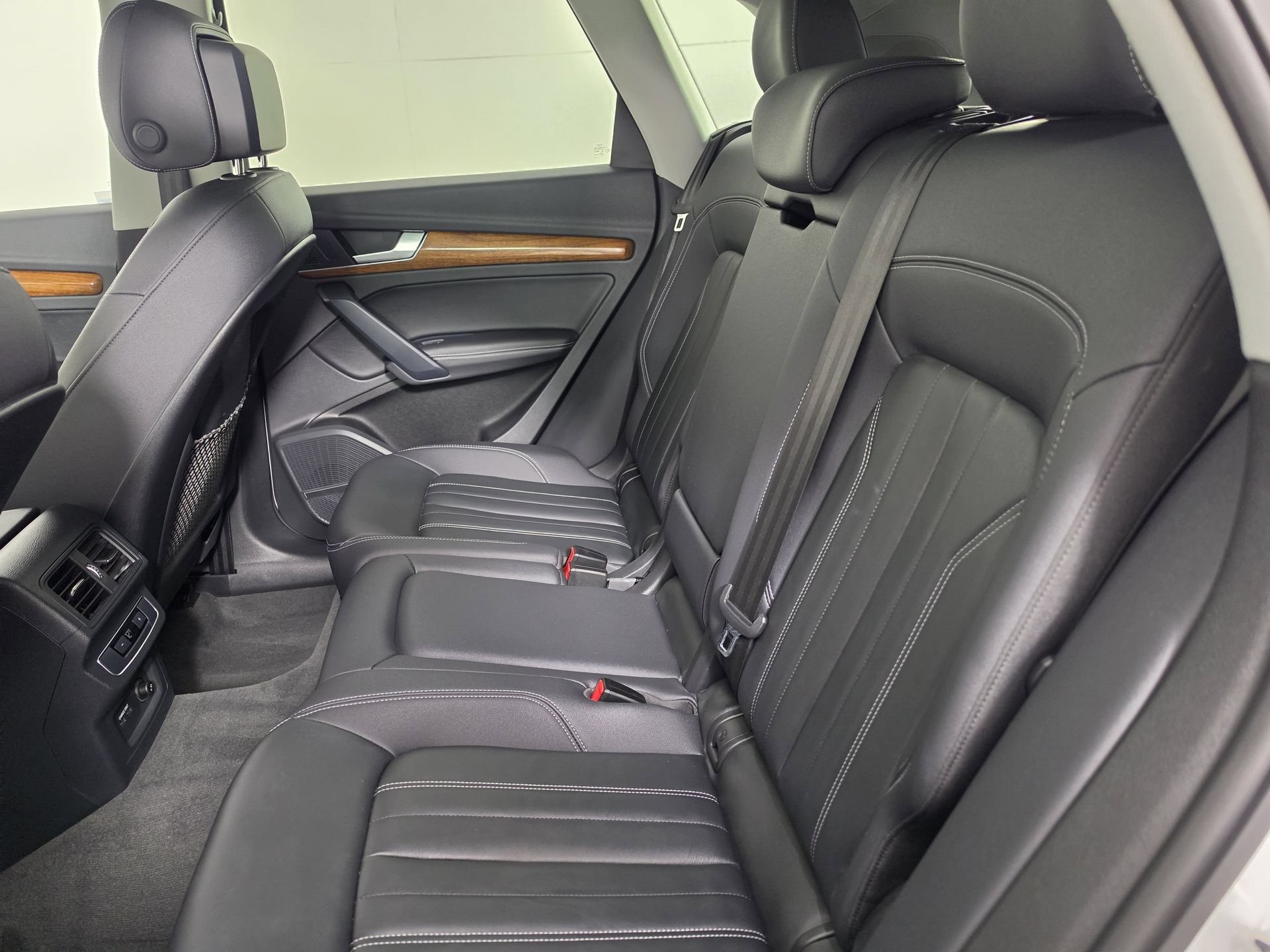Certified 2023 Audi Q5 2.0T Premium Plus w/ Premium Plus Package AWD/4WD image 39