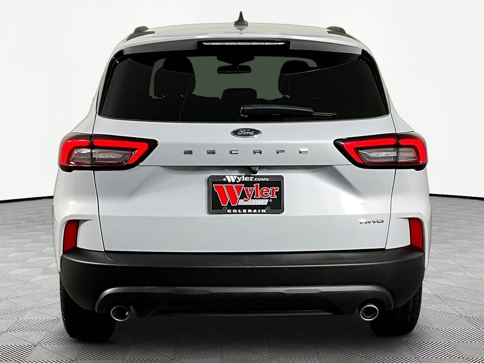 Used 2025 Ford Escape ST-Line Select AWD/4WD image 5