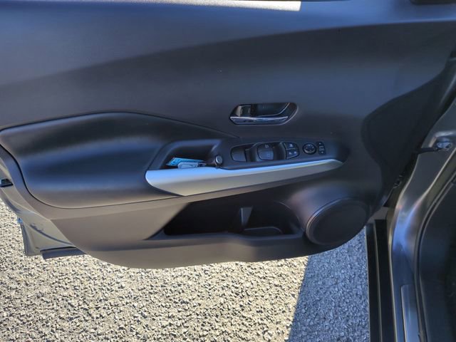 Used 2020 Nissan Kicks SR w/ SR Premium Package image 12