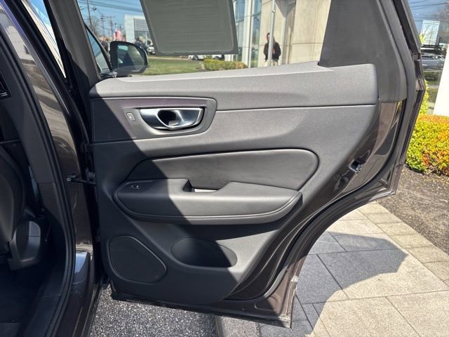 Used 2025 Volvo XC60 B5 Plus AWD/4WD image 13