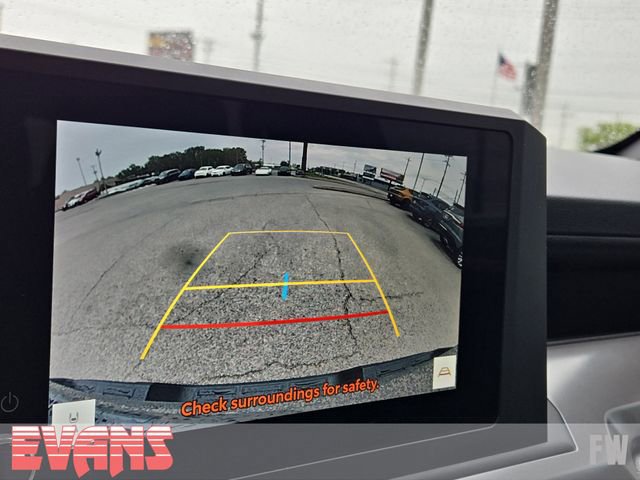 Used 2024 Toyota Tacoma SR5 AWD/4WD image 7