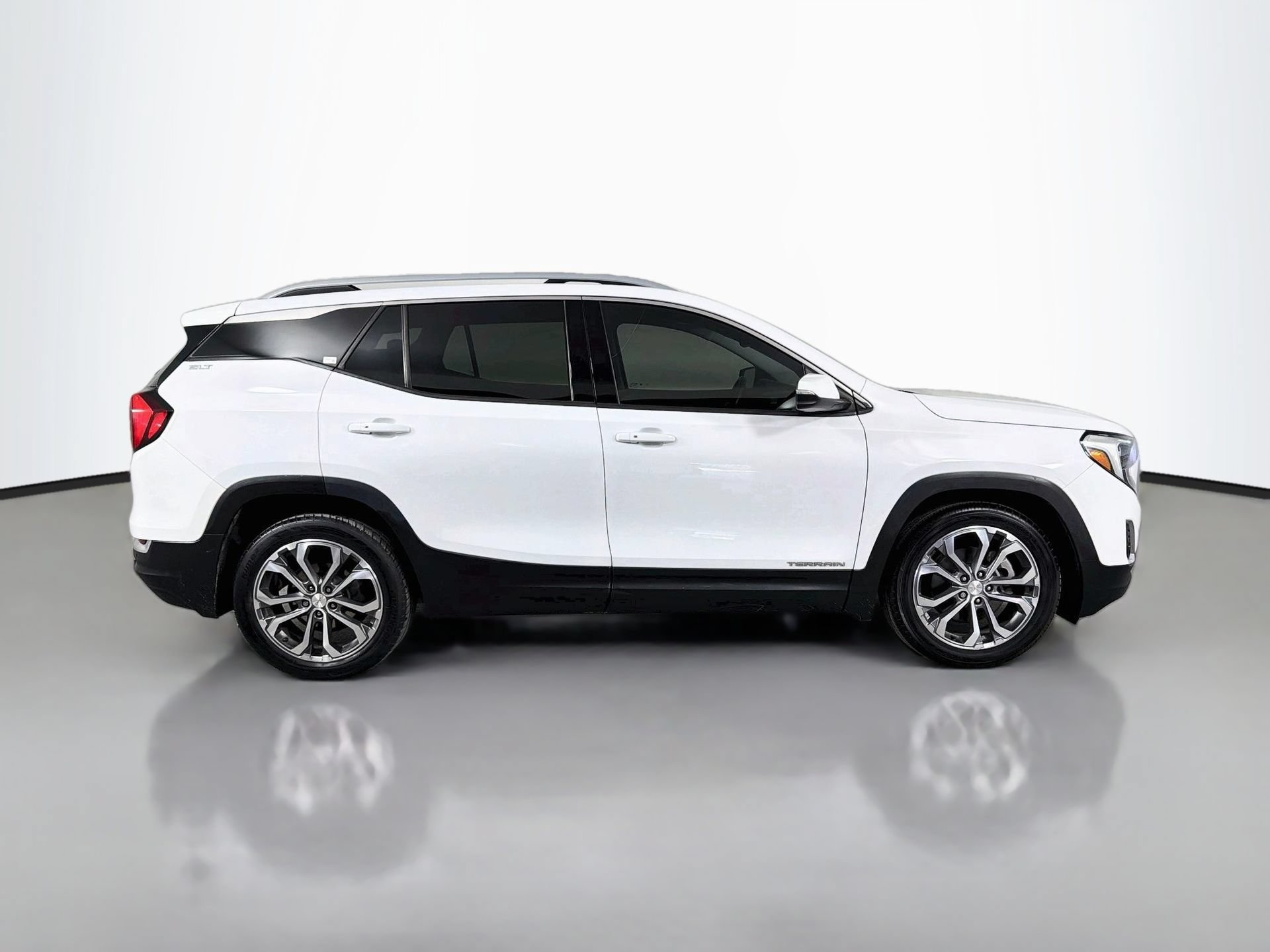 Used 2020 GMC Terrain SLT w/ Preferred Package FWD image 5