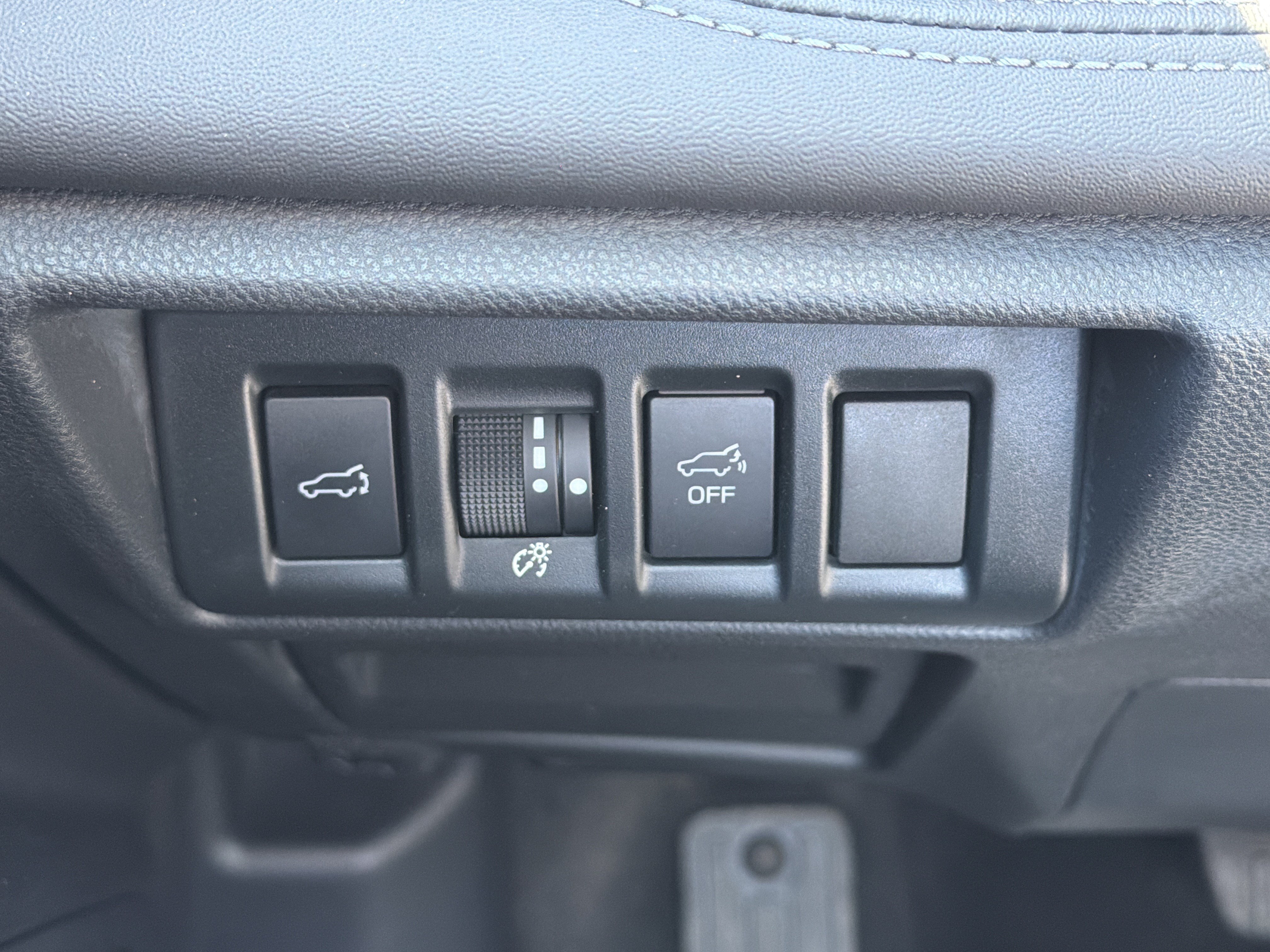 Certified 2021 Subaru Outback Touring AWD/4WD image 23