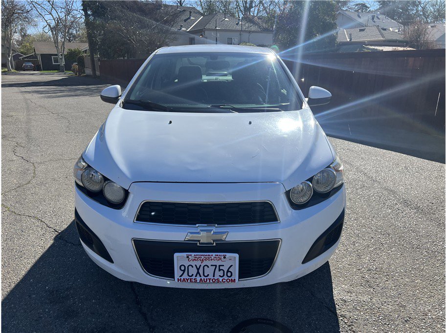 Used 2014 Chevrolet Sonic LT image 2