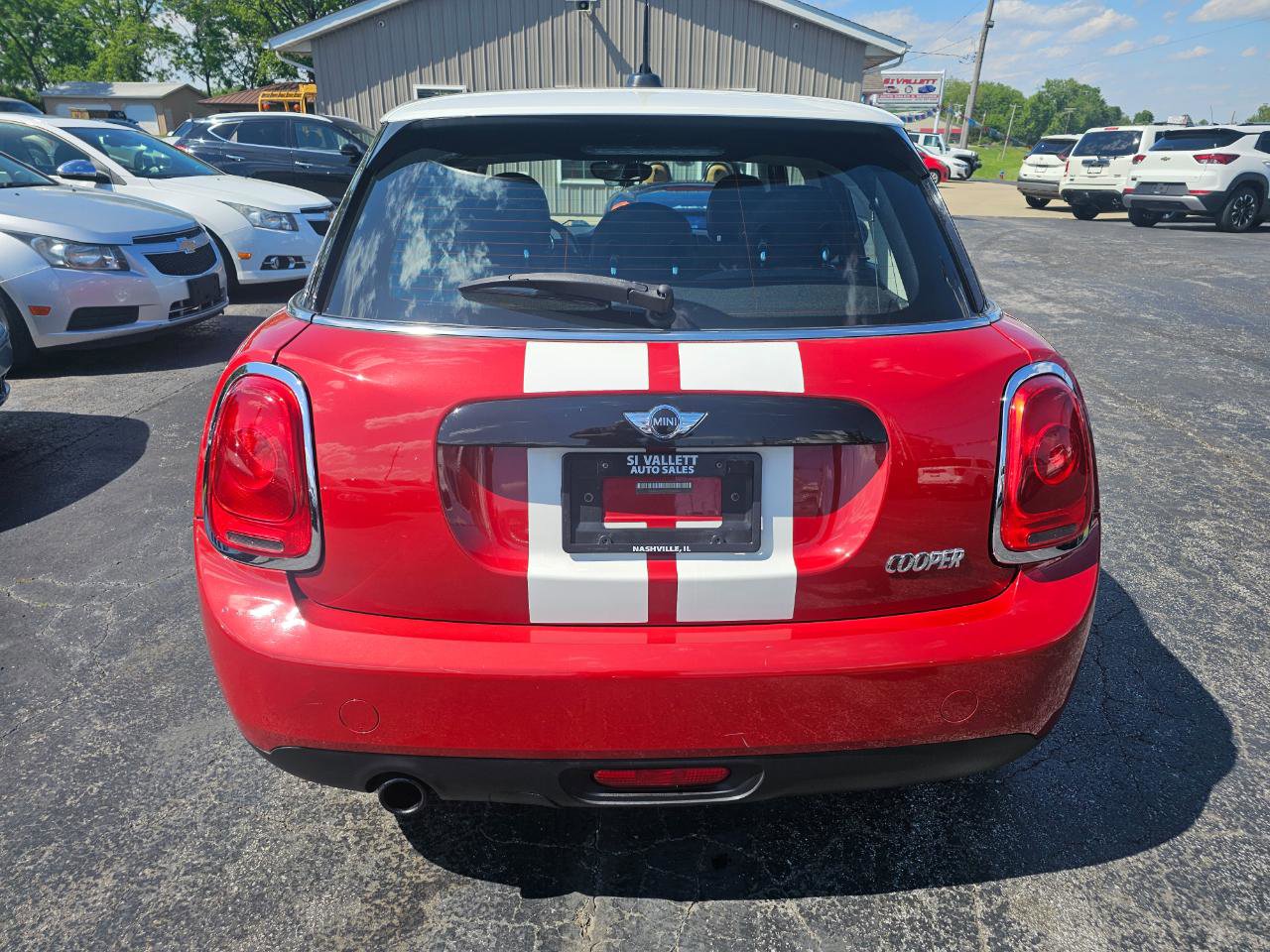 Used 2016 MINI Cooper 4-Door Hardtop FWD image 6