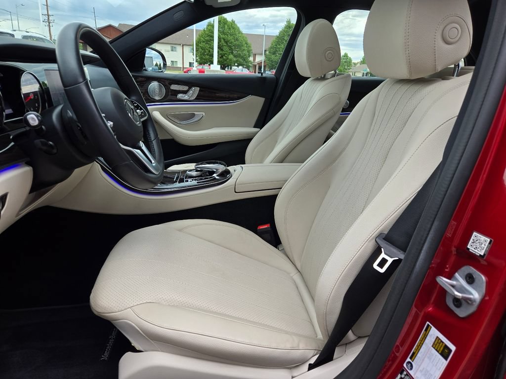 Used 2019 Mercedes-Benz E 450 4MATIC Sedan image 4