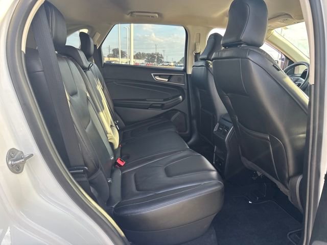 Used 2022 Ford Edge Titanium image 14