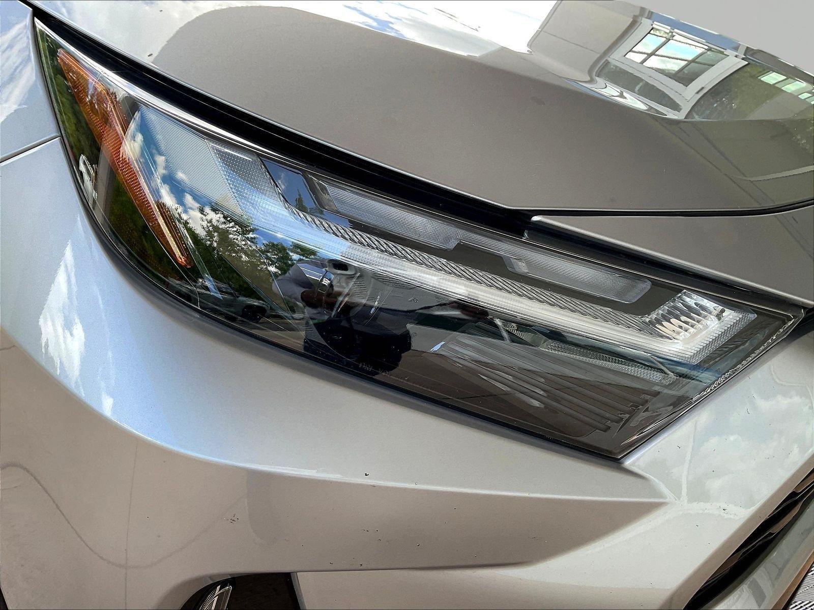 Used 2023 Toyota RAV4 XSE AWD/4WD image 30