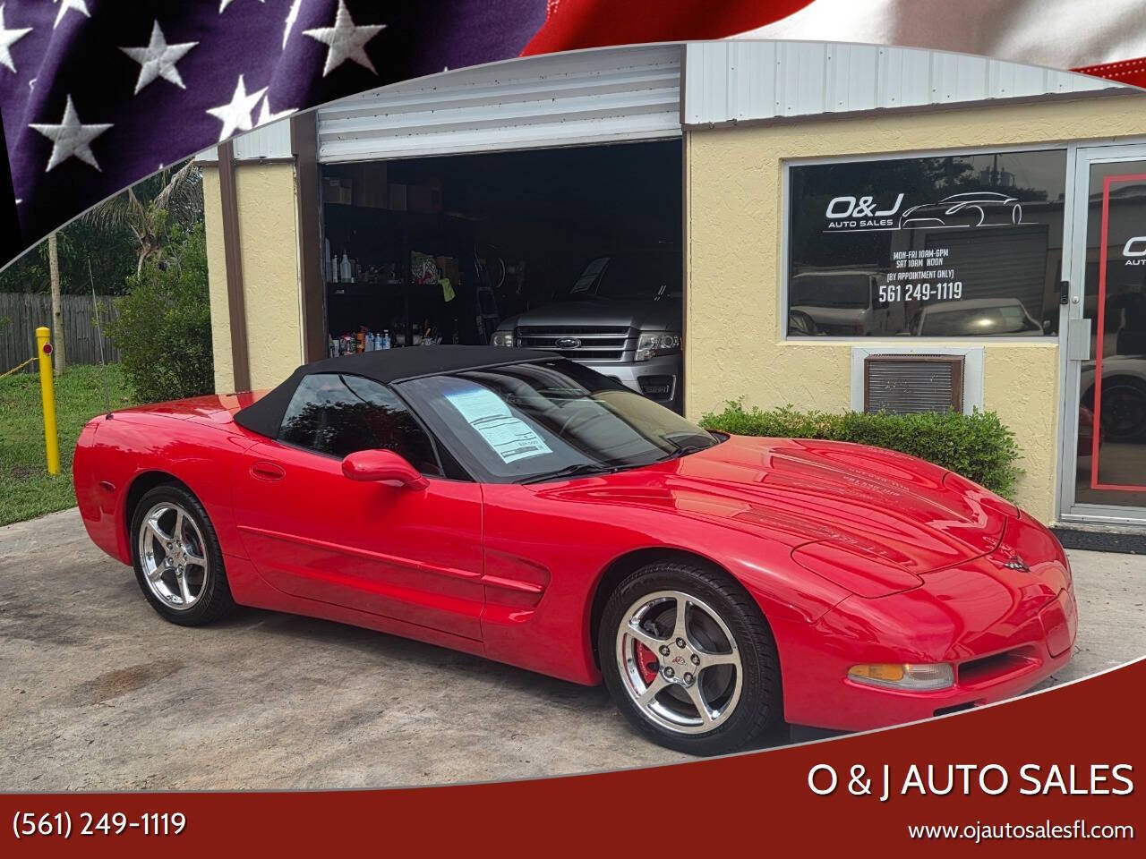 Used 2004 Chevrolet Corvette Convertible w/ Preferred Equipment Group RWD image 1