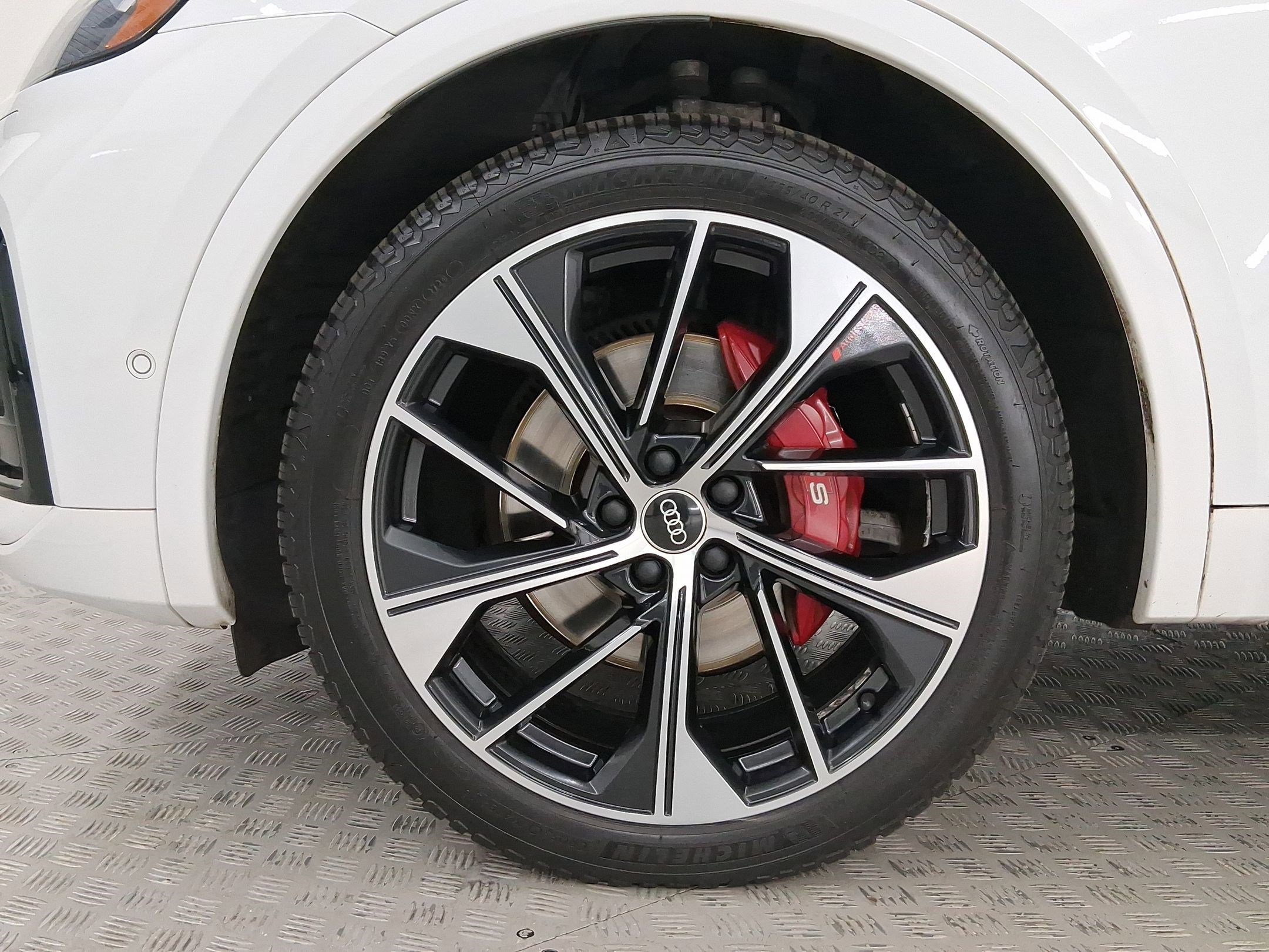 Used 2021 Audi SQ5 Prestige w/ Prestige Package image 11