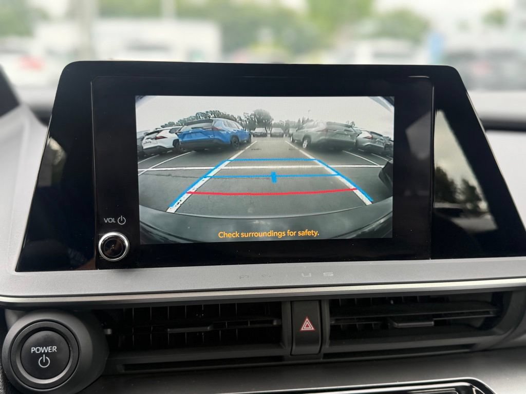 Certified 2023 Toyota Prius LE AWD/4WD image 25
