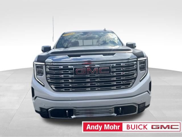 Used 2023 GMC Sierra 1500 Denali w/ Denali Reserve Package AWD/4WD image 4