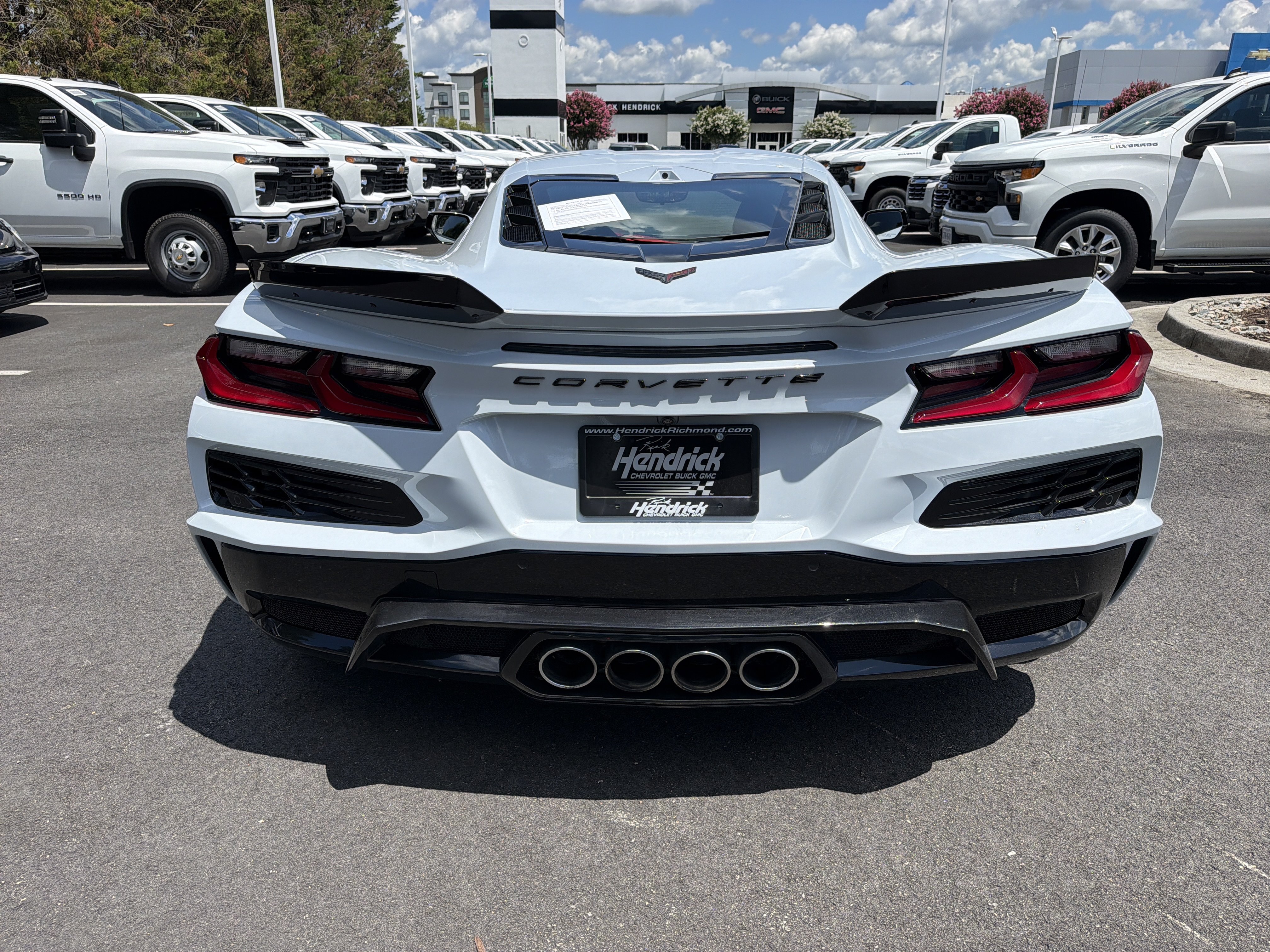 Used 2024 Chevrolet Corvette Z06 RWD image 9