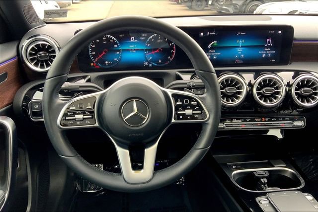 Certified 2022 Mercedes-Benz A 220 4MATIC image 4