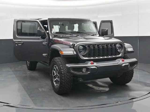 Used 2024 Jeep Wrangler Unlimited Rubicon w/ Technology Group AWD/4WD image 58