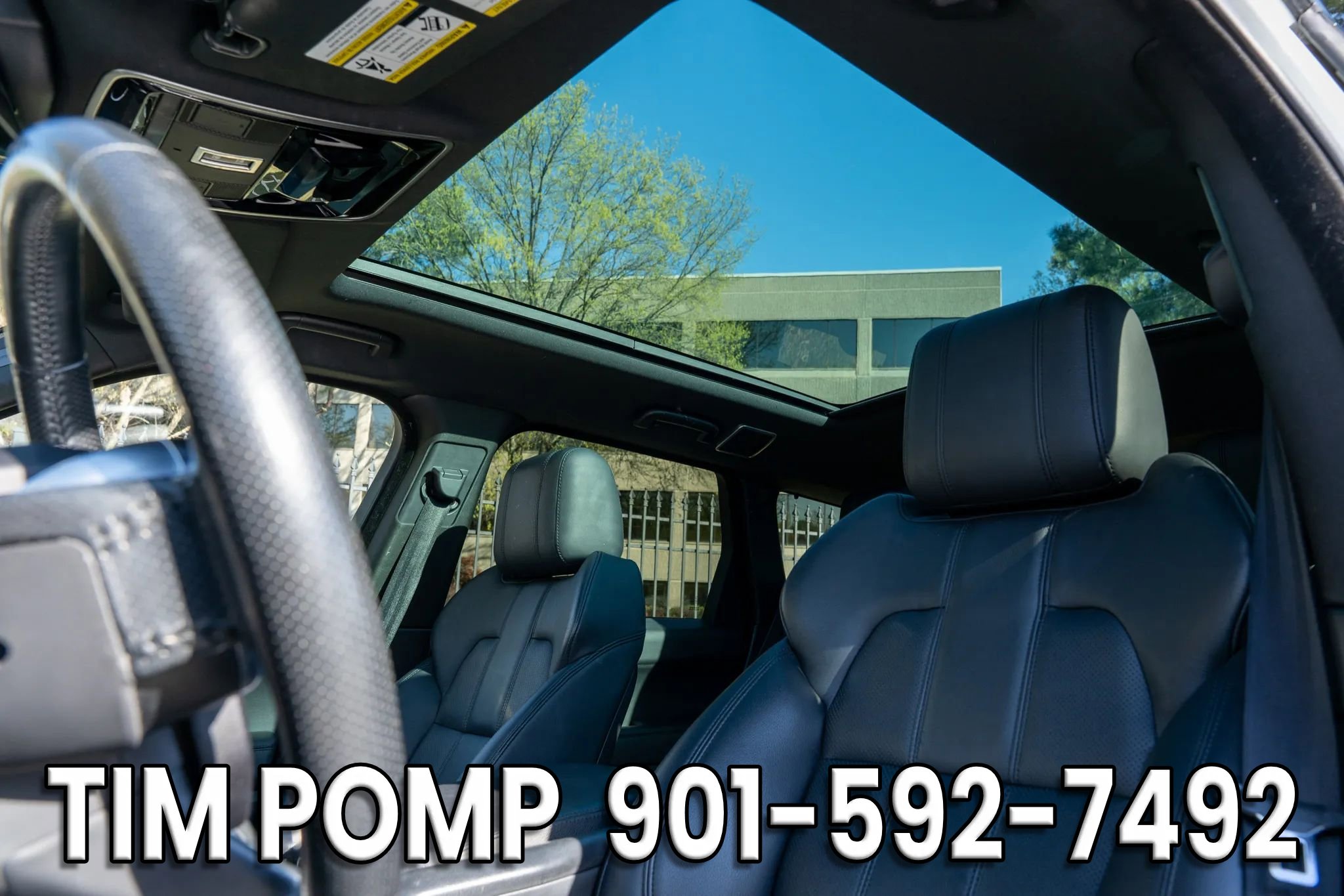 Used 2017 Land Rover Range Rover Sport SE image 12