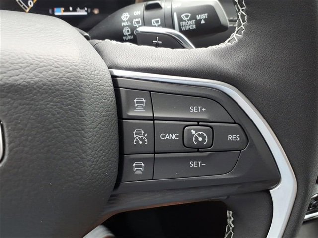 New 2025 Jeep Grand Cherokee L Altitude image 26