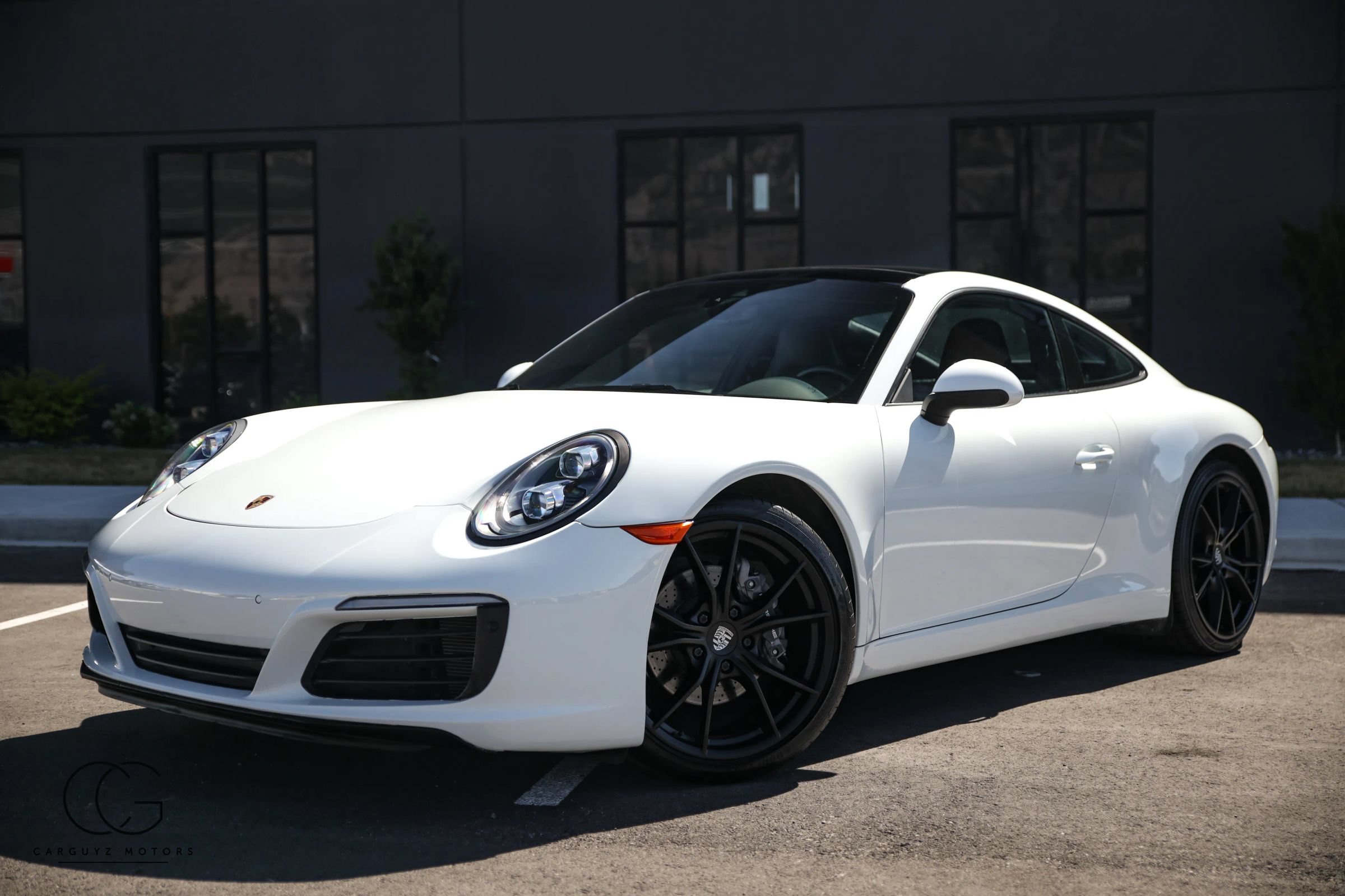 Used 2019 Porsche 911 Carrera image 18