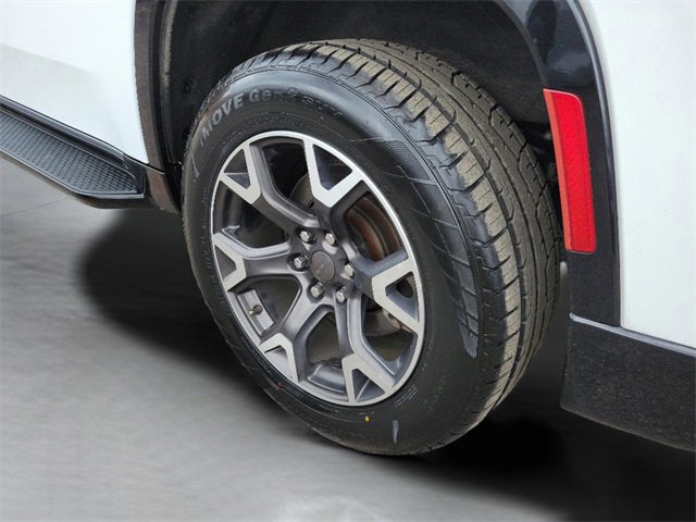 Used 2023 Jeep Wagoneer Series III w/ Preferred Equipment Group image 36