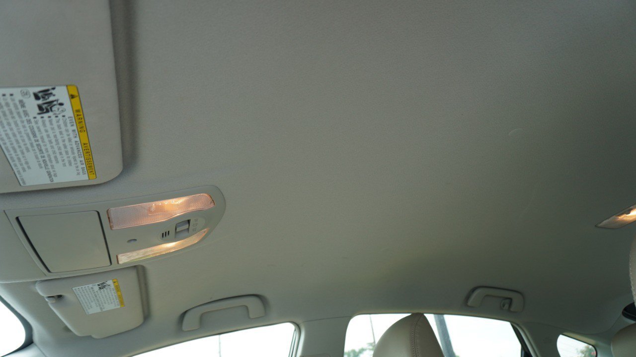 Used 2012 Toyota Prius Three FWD image 12