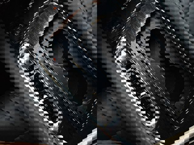 Used 2024 Buick Enclave Premium image 19