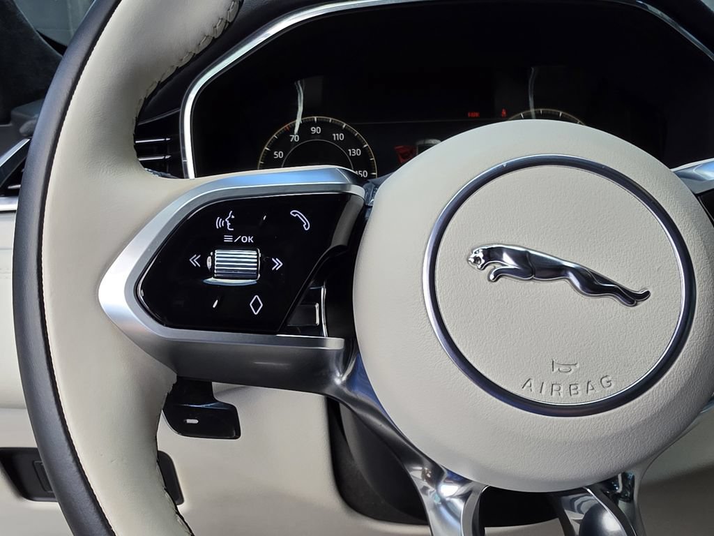 Used 2024 Jaguar F-PACE R-Dynamic S AWD/4WD image 34