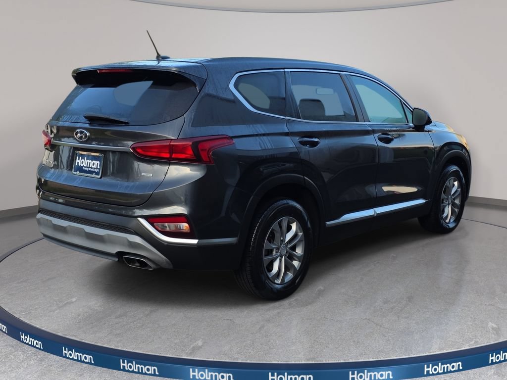 Used 2020 Hyundai Santa Fe SE AWD/4WD image 5
