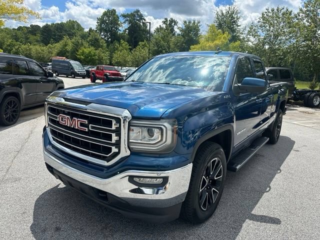 Used 2017 GMC Sierra 1500 SLE w/ SLE Value Package AWD/4WD image 3