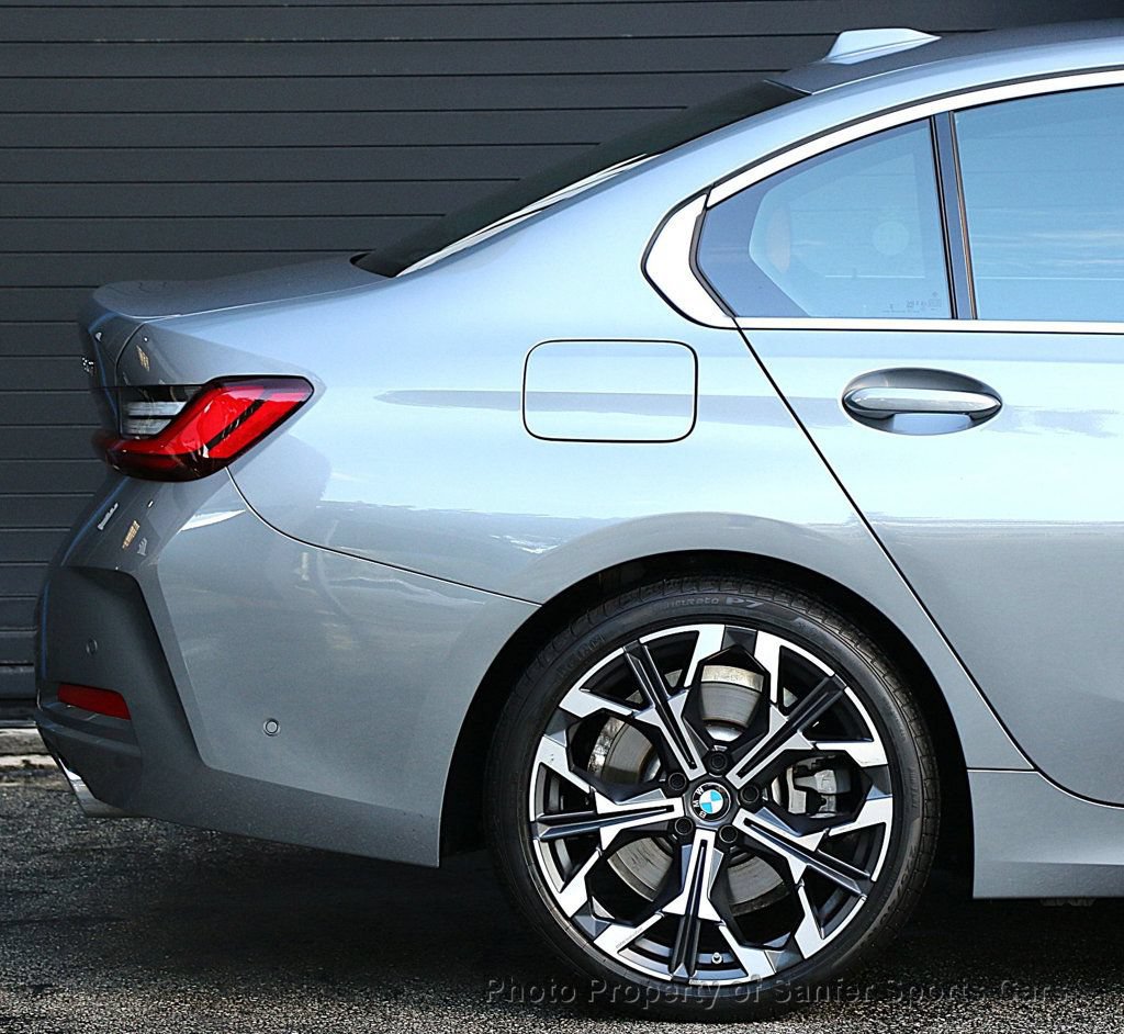 Used 2025 BMW 330i Sedan RWD image 16