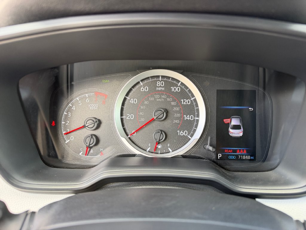 Used 2021 Toyota Corolla SE w/ SE Premium Package FWD image 26