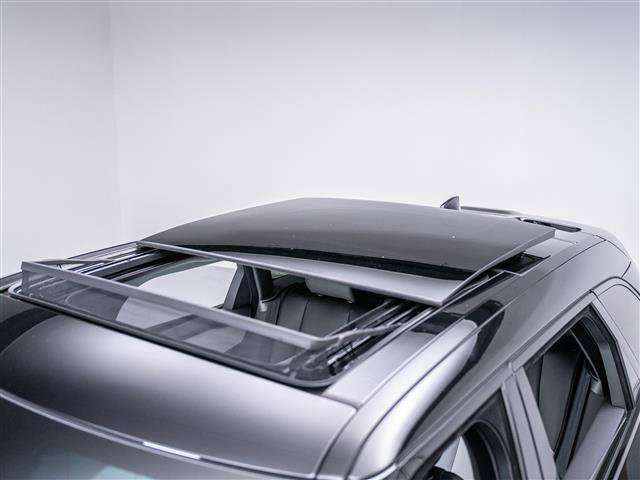 New 2026 Land Rover Range Rover Velar S image 13