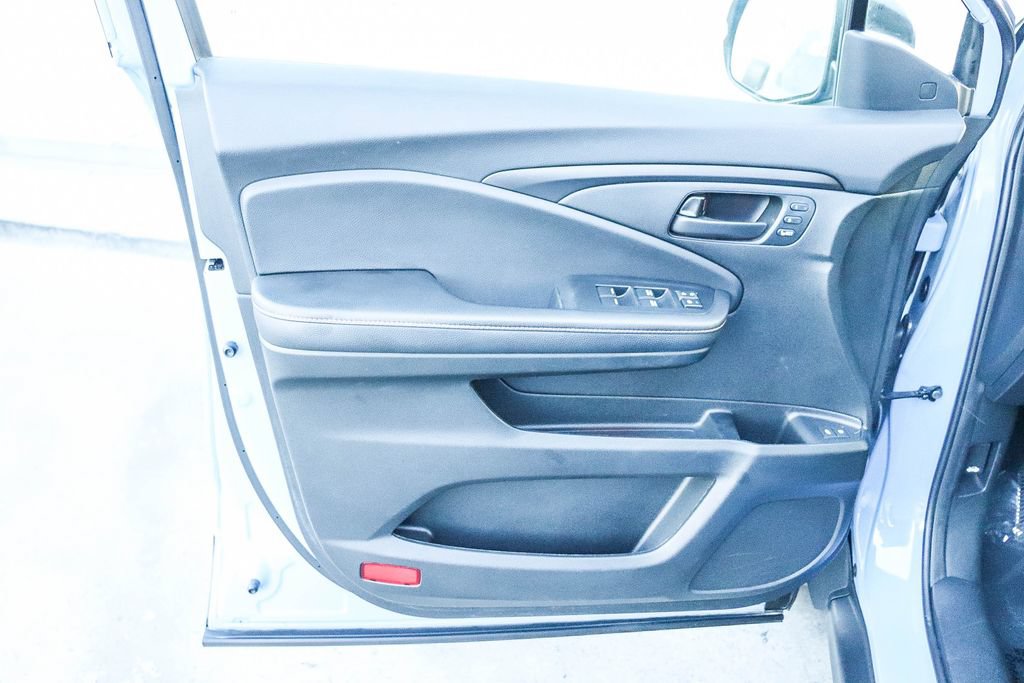 Used 2024 Honda Passport TrailSport image 23