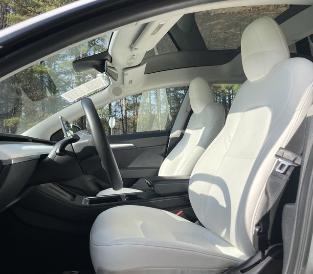 Used 2022 Tesla Model 3 Standard Range image 14