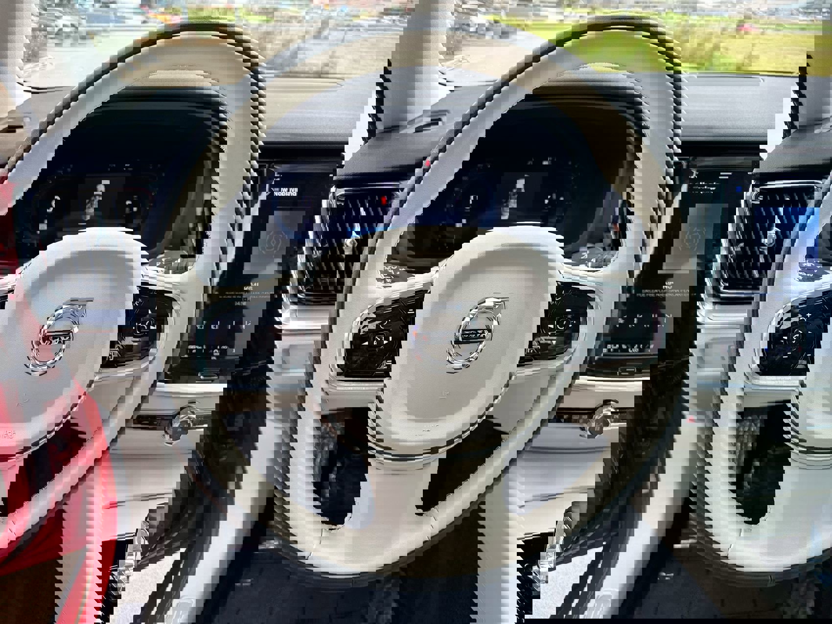 Used 2024 Volvo S60 B5 Core image 14