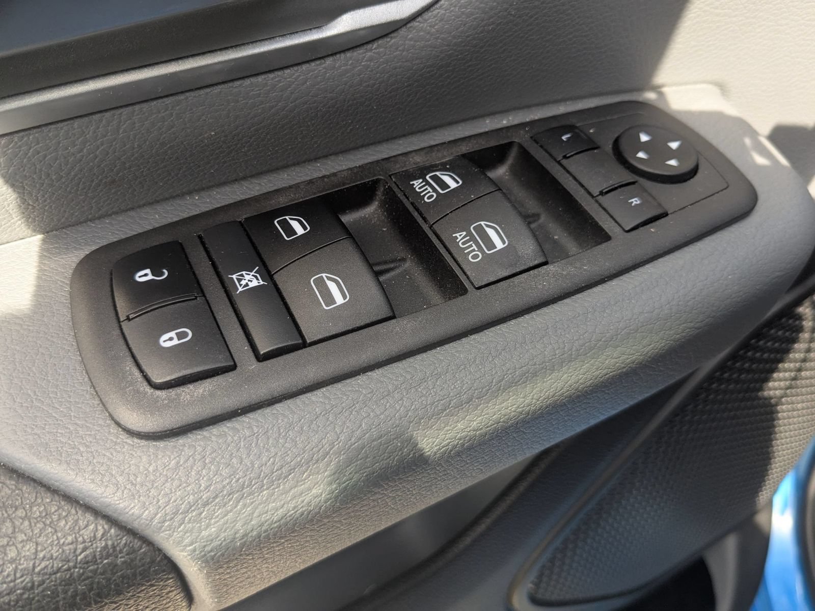 Used 2022 RAM 1500 Big Horn AWD/4WD image 12