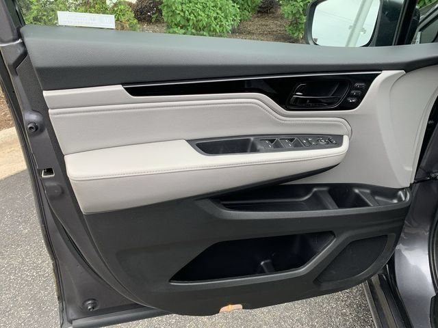 Used 2023 Honda Odyssey Touring image 17