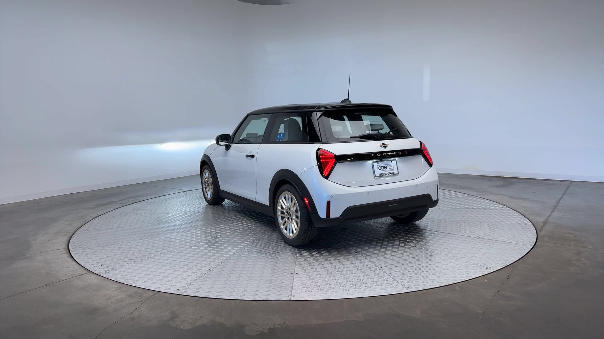 Used 2026 MINI Cooper S FWD image 9