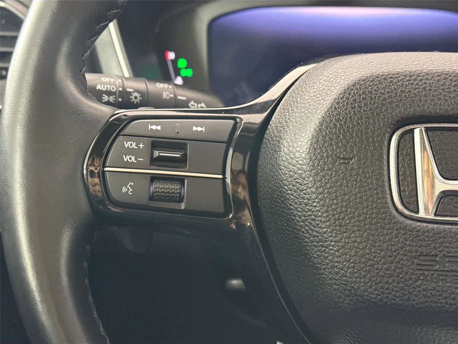 Used 2023 Honda Pilot Elite image 18