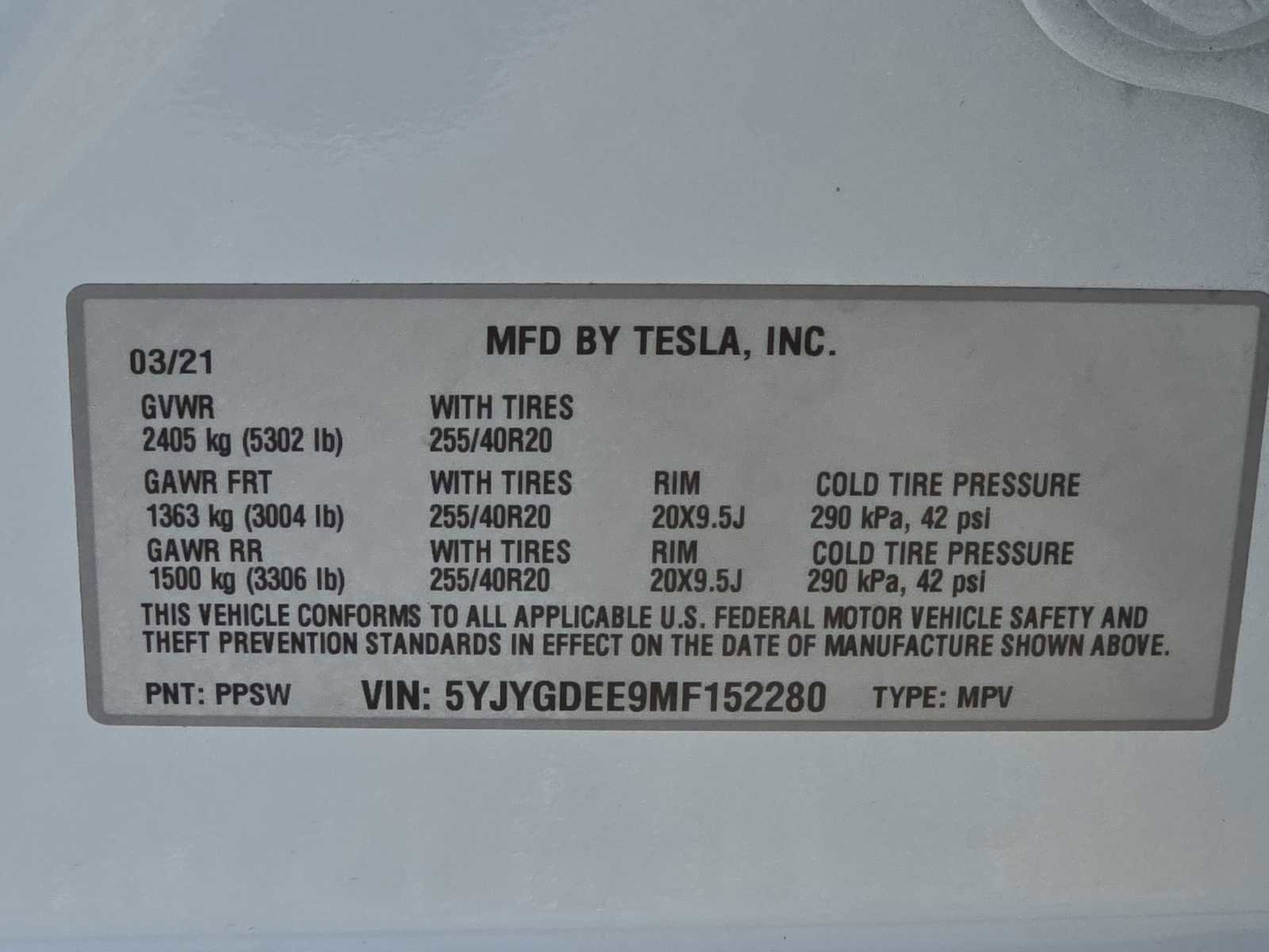 Used 2021 Tesla Model Y Long Range AWD/4WD image 25