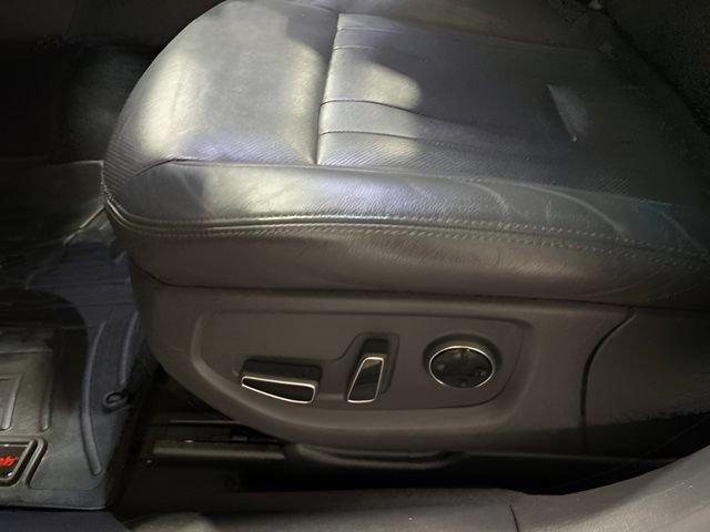Used 2019 Genesis G80 3.8 AWD/4WD image 10