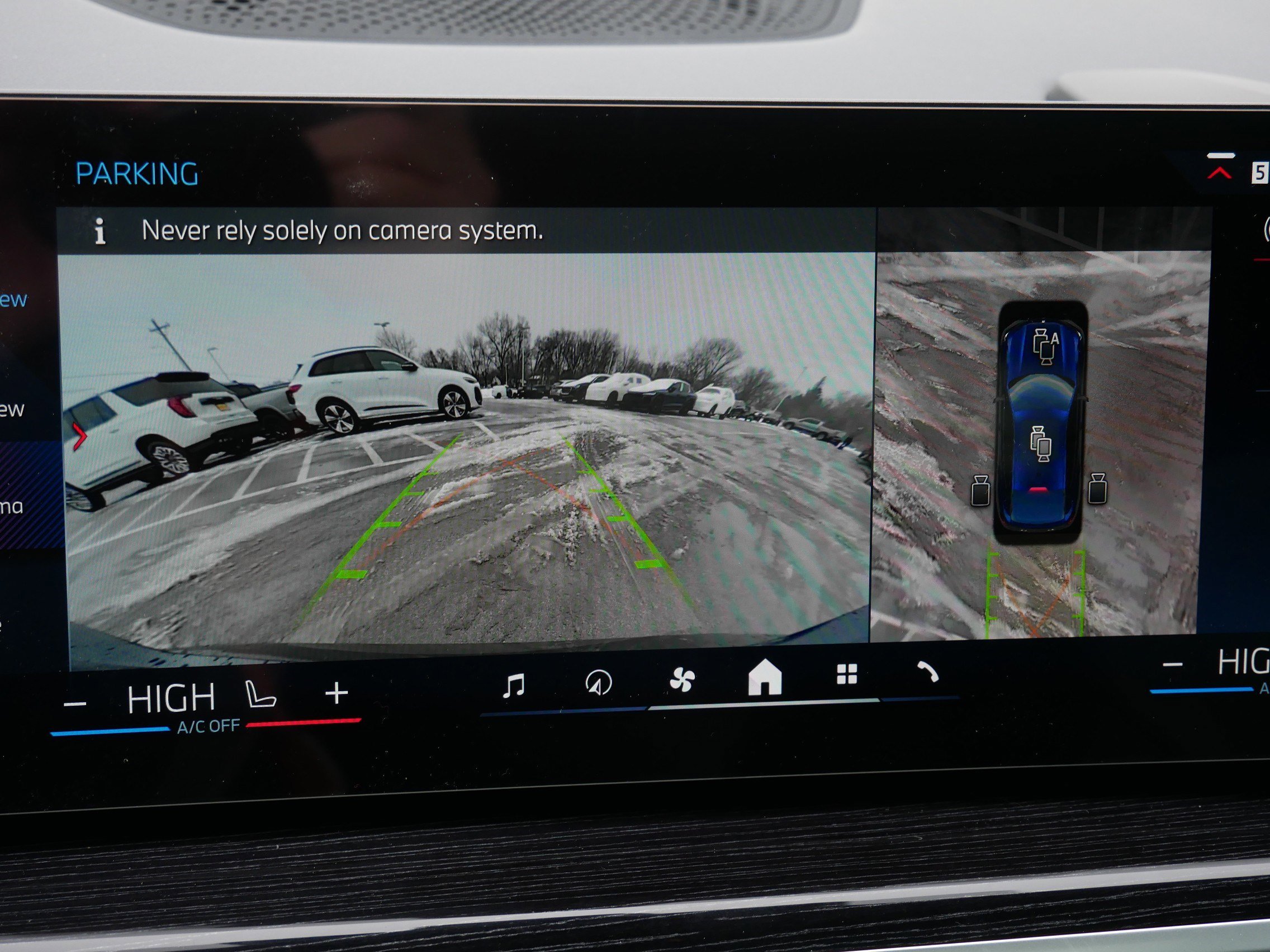 New 2026 BMW X6 M60i AWD/4WD image 12