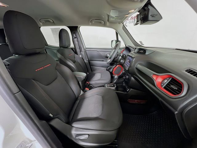 Used 2023 Jeep Renegade Trailhawk image 38
