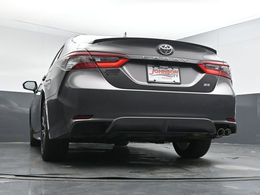 Used 2022 Toyota Camry SE FWD image 36